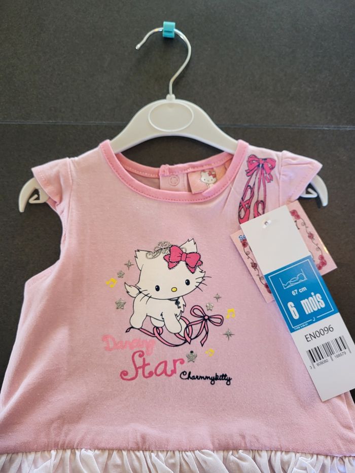 Robe hello Kitty rose  6 mois - photo numéro 2