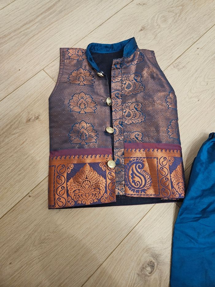 Tenue indienne pour bébé garçon 1 an - photo numéro 2