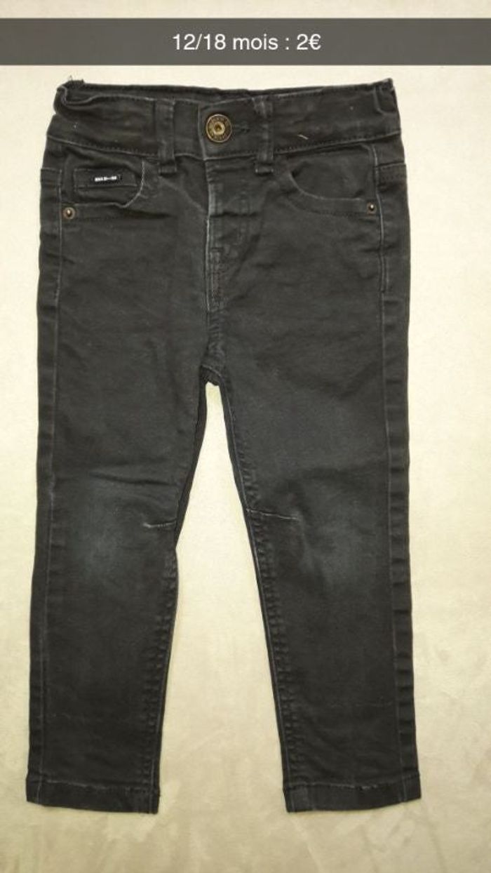 Jean noir slim 12/18 mois