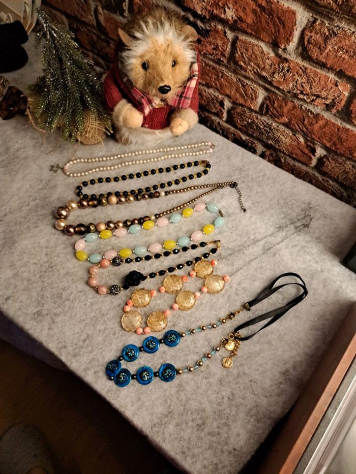 Lot de colliers multicolore artisanale