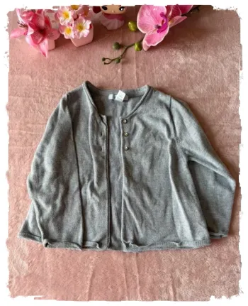Gilet gris chiné Obaïbi - 18 mois (80 cm) - Très bon état