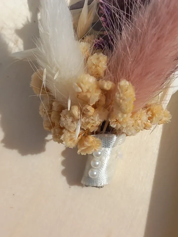 Barrettes en fleurs sechees à offrir - photo numéro 9