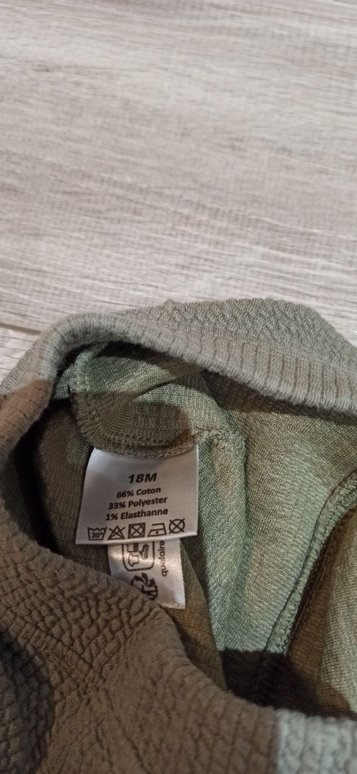 Lot printemps-été 18 mois - photo numéro 8