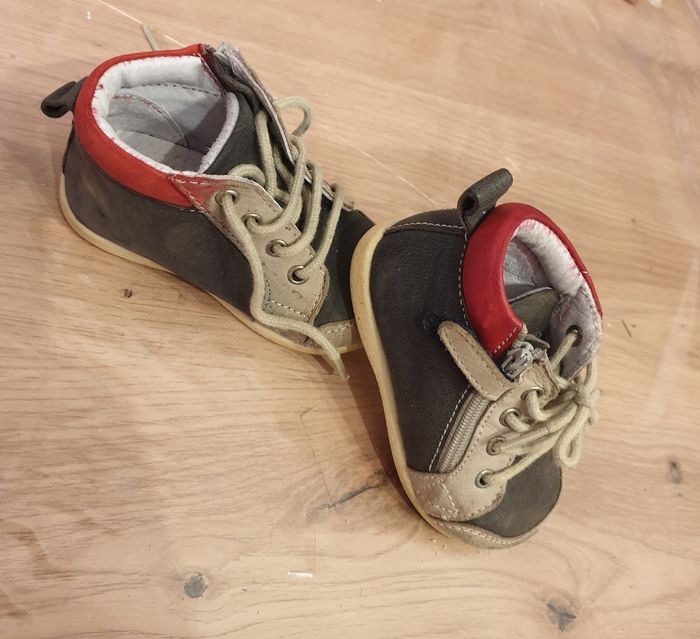 Chaussure pointure 19 - photo numéro 3