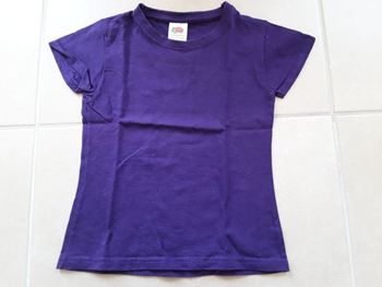 T-shirt MC violet uni fille FRUIT OF THE LOOM en 4 ans TBE