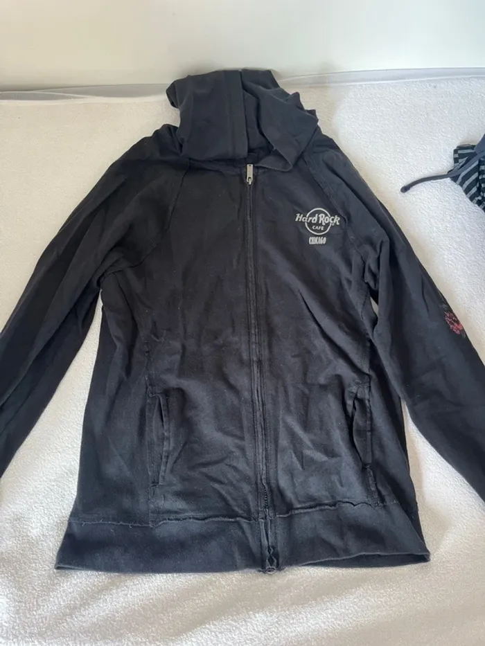 Sweat noir