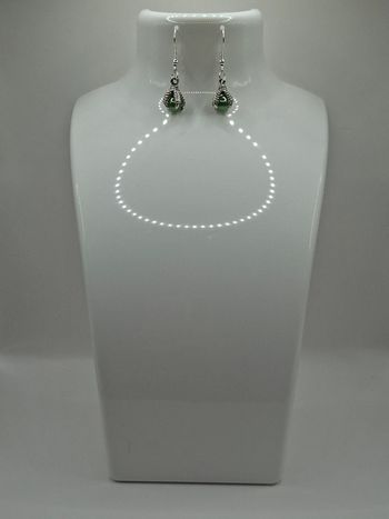 Boucle d'oreille patte de dragon