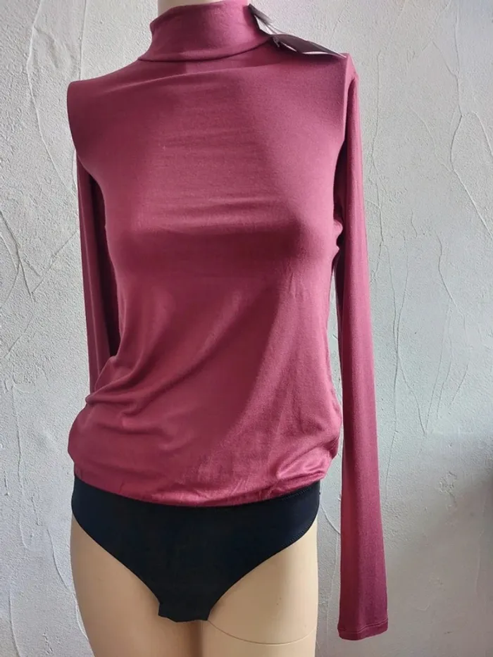 Body à col roulé rose framboise Taille S