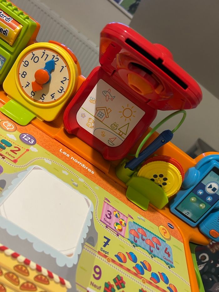 Bureau interactif VTech - photo numéro 2