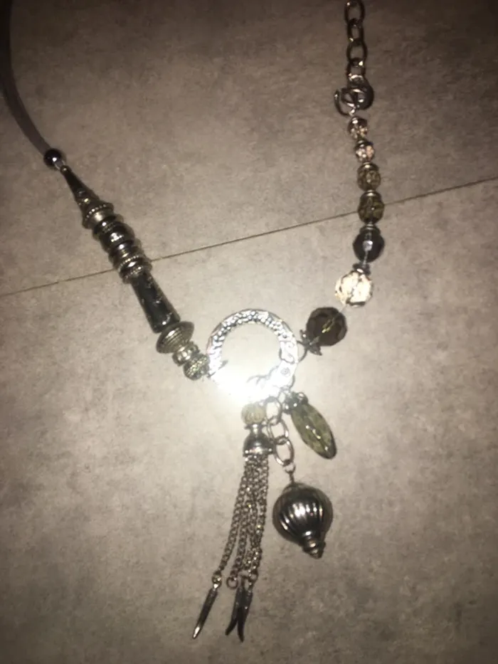Collier - photo numéro 3