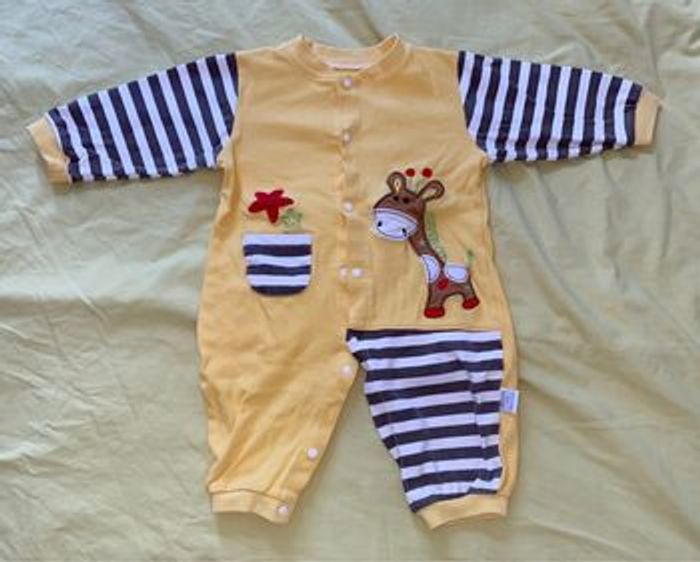 Barboteuse à manches longues motif Girafe, 12 mois