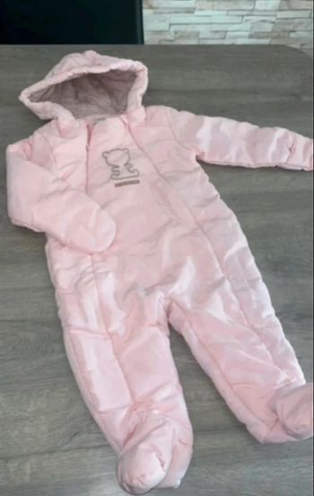 Manteau combinaison rose pâle 9/12 mois