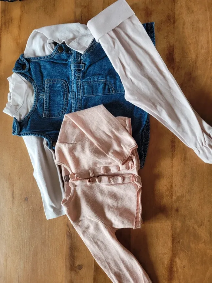 Ensemble 4 pièces 6 mois