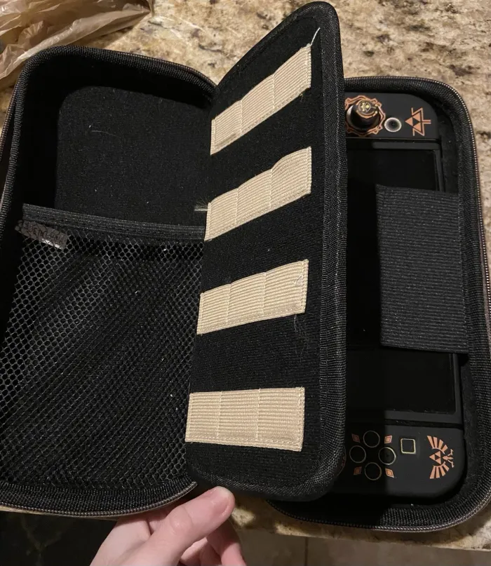 Nintendo Switch - photo numéro 2