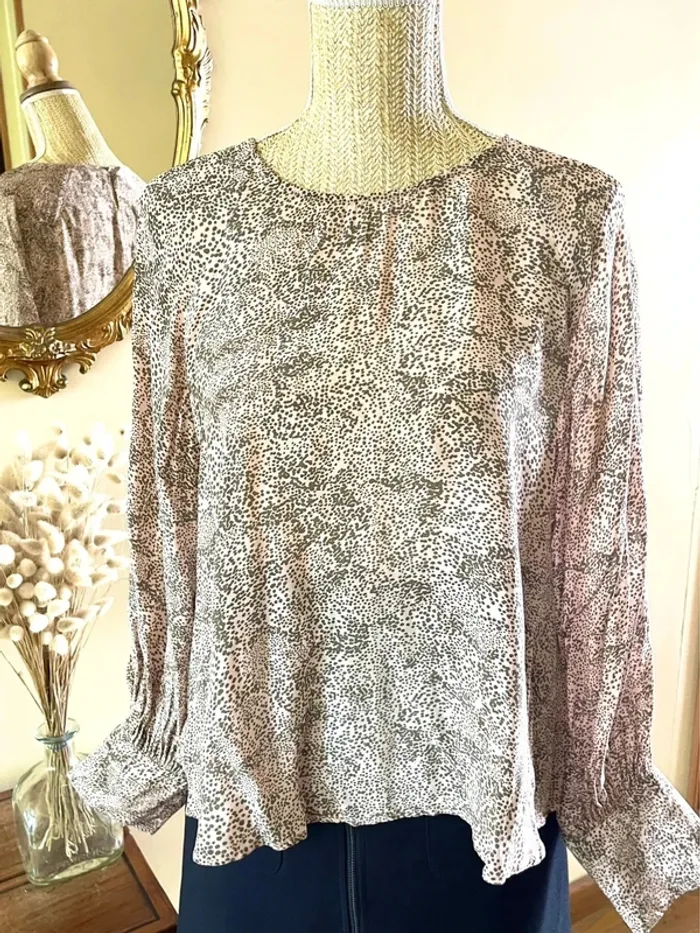 Sublime blouse manche longue fluide mango taille XL rose à motif