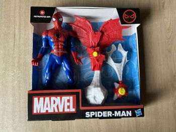 Figurine Marvel Disney Spiderman avec accessoires Hasbro
Neuf