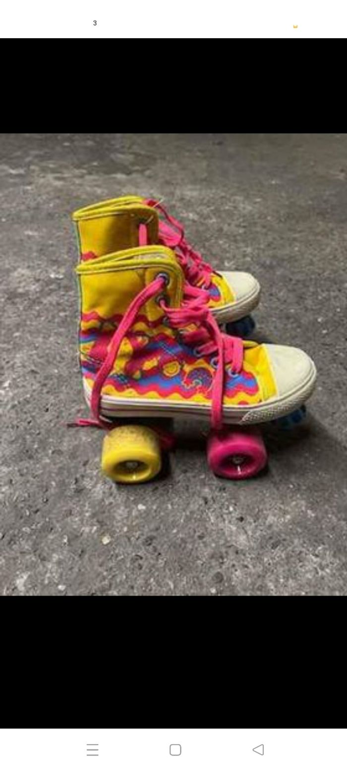 Patins à roulettes - photo numéro 3