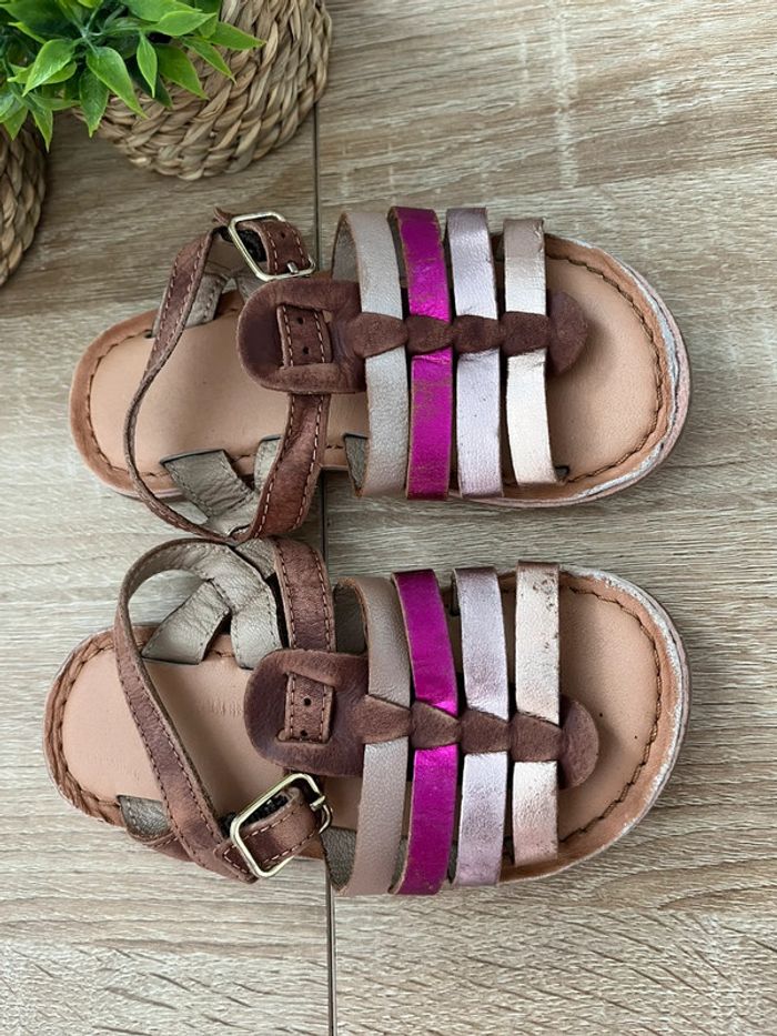 Nu pied taille 24