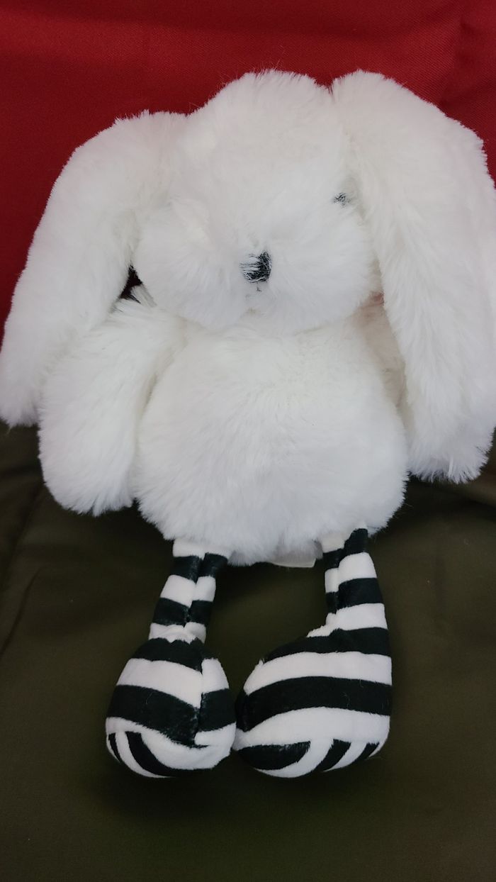 Peluche lapin SEPHORA blanc pattes rayées noires 26 cm - photo numéro 3