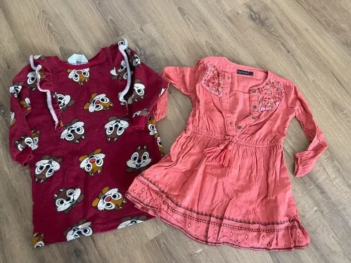 Lot de deux robes 4 ans