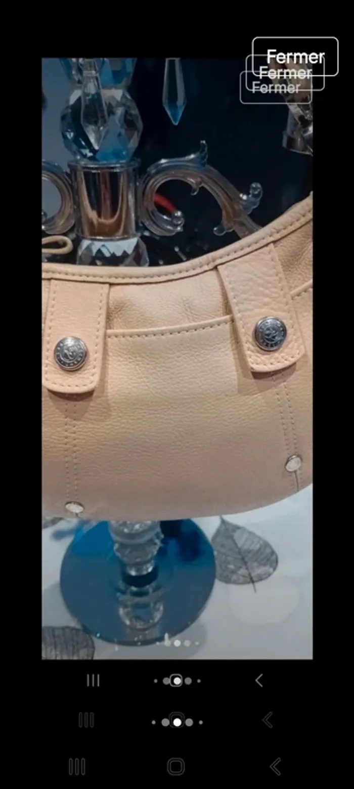 Sac porte épaule longchamp beige 15x29x2 tt est visible sur les photos - photo numéro 7