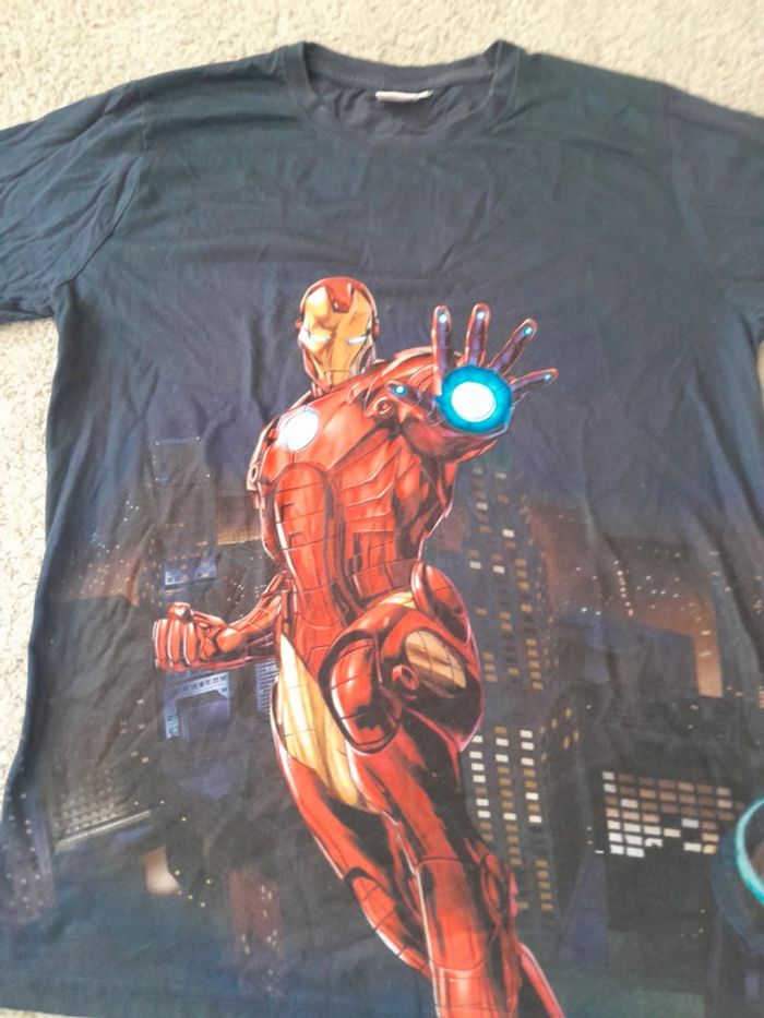 T-shirt 💫Iron Man Marvel💫 Taille 16 ans - photo numéro 2