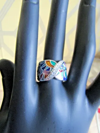 bague en acier argenté + émaux + diamants taille 6 = taille Française 51.9 = 16.5 mm