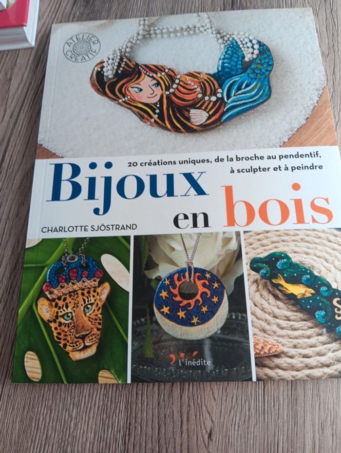 Bijoux en bois