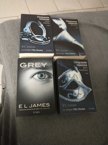 4 livres cinquante 50 nuances de grey la trilogie fifty Shades par el James