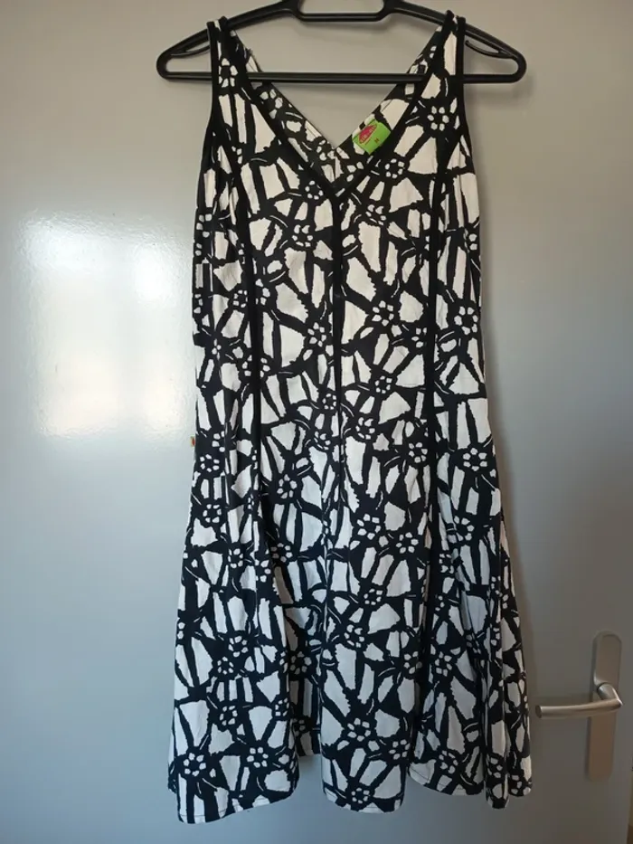 Robe à bretelles