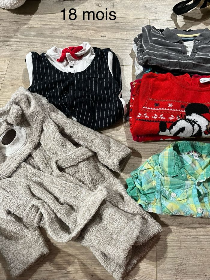 Lot vêtements 18 mois - photo numéro 2