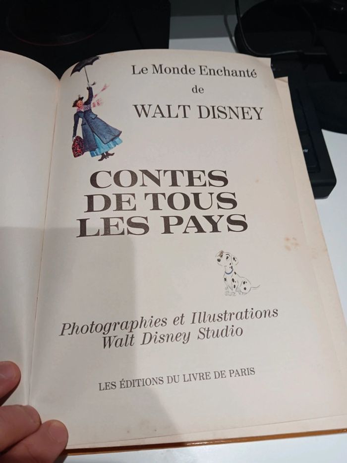 Lot 3 livres vintage Disney Le monde enchanté de Walt Disney 256 page chacun dépôt légal 1978 - photo numéro 17