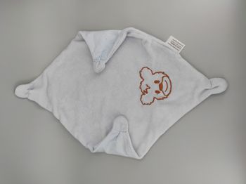 Doudou Plat Bleu Tête D'ours Brodée