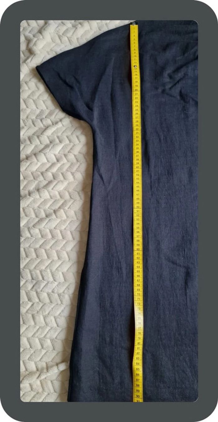 Robe T-shirt COS a col cheminée asymétrique et manches courtes taille S - photo numéro 5