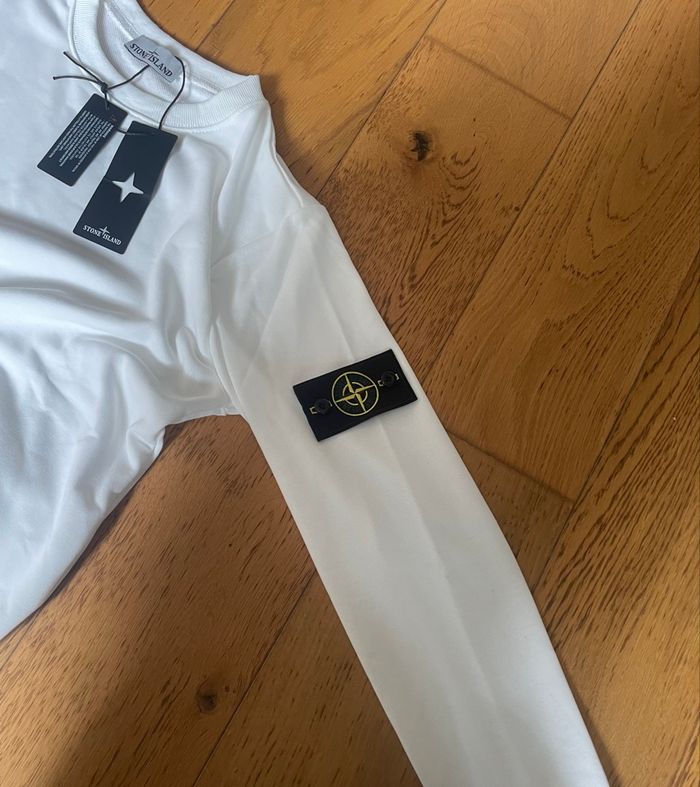 Pull stone island - photo numéro 3