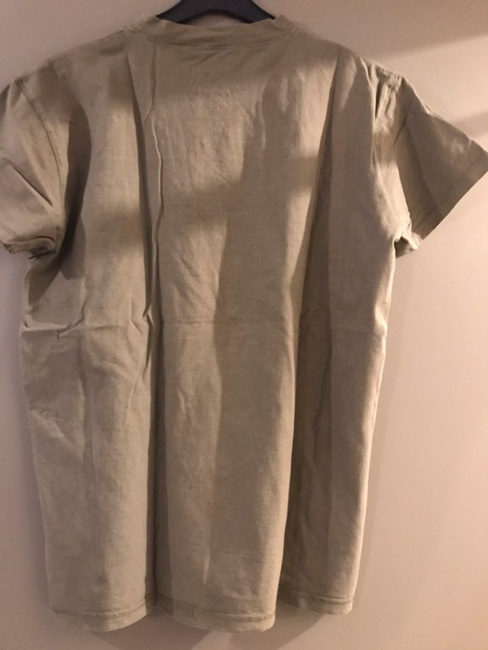 T shirt - photo numéro 3