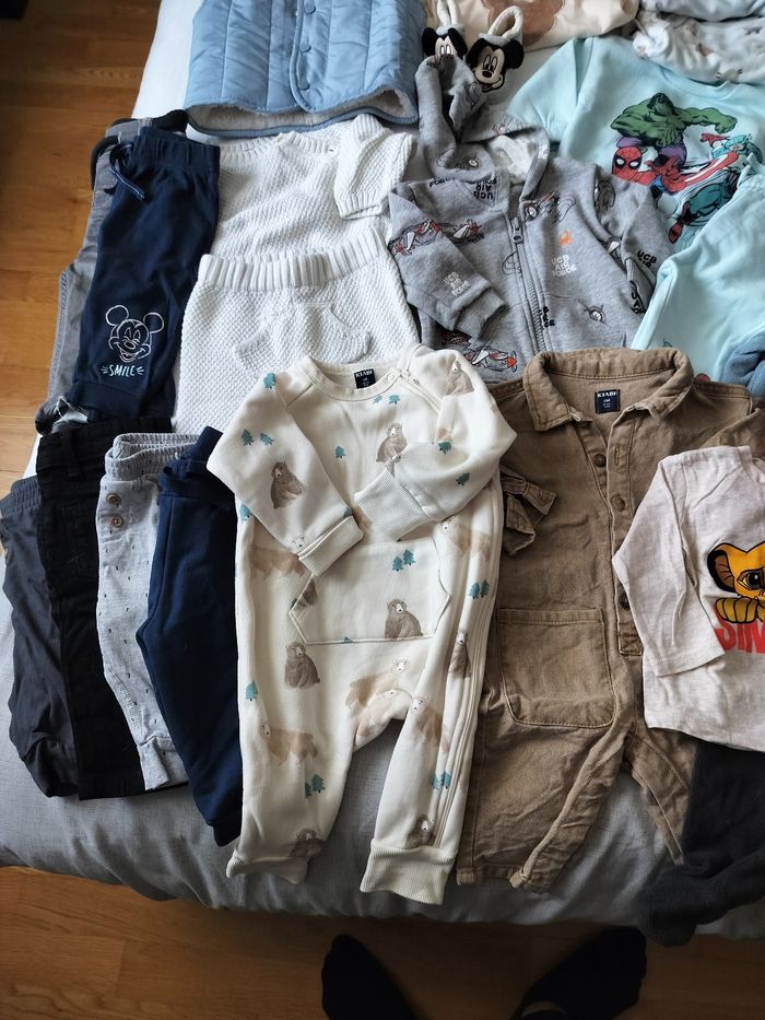 Lot vêtements garçon 6 mois - photo numéro 4