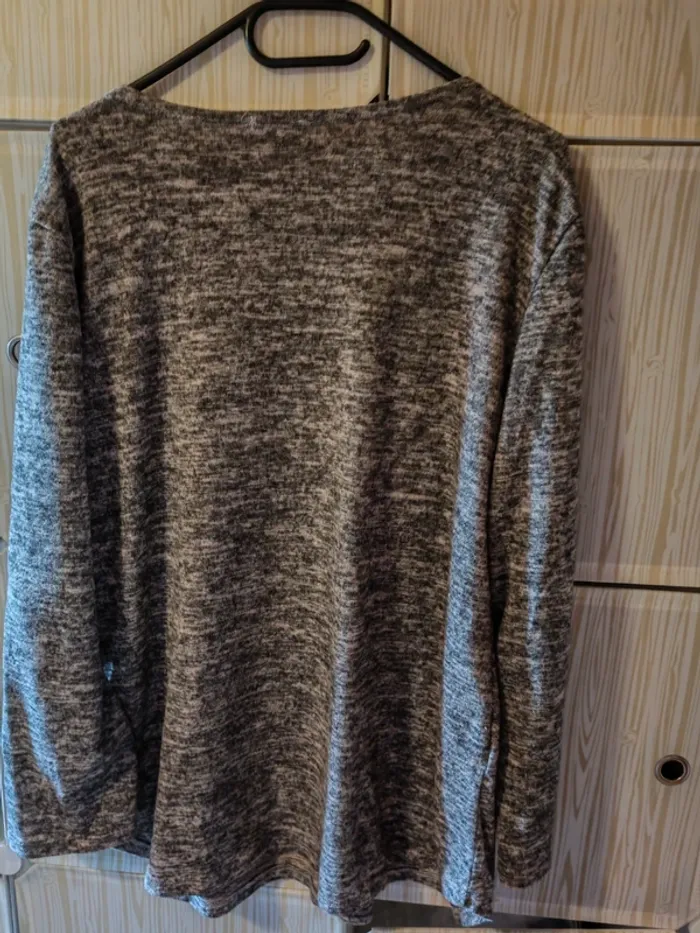 Pull femme mi-saison - photo numéro 2