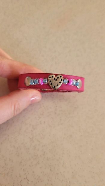 Bracelet artisanal en cuir 👧