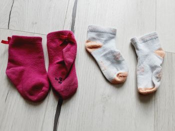 Lot 2 paires de chaussettes filles pointure 19 - 22