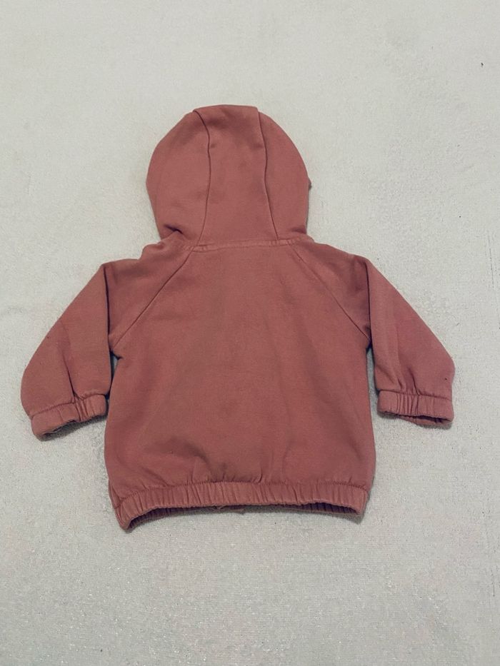 Gilet à capuche bébé 0-3 mois – Uni marron/terracotta – Très bon état - photo numéro 3