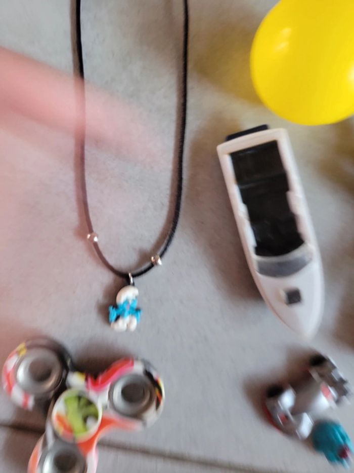 Lot Jouet divers spiderman smurf anse spnier bateaux collier - photo numéro 9