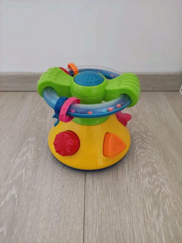 Jeu d'éveil bébé