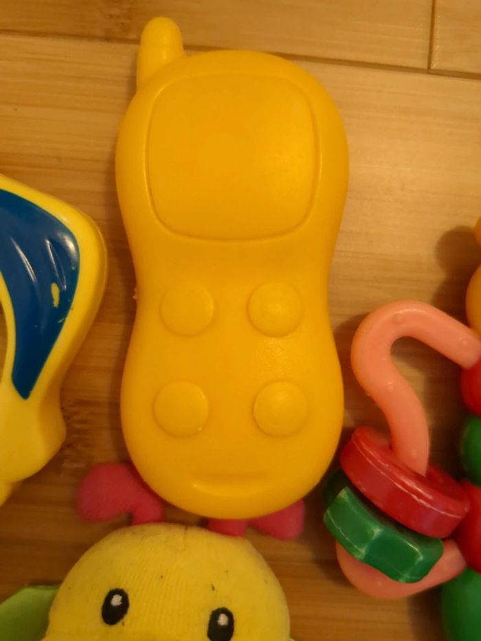 Lot hochets , anneaux, balles - photo numéro 2