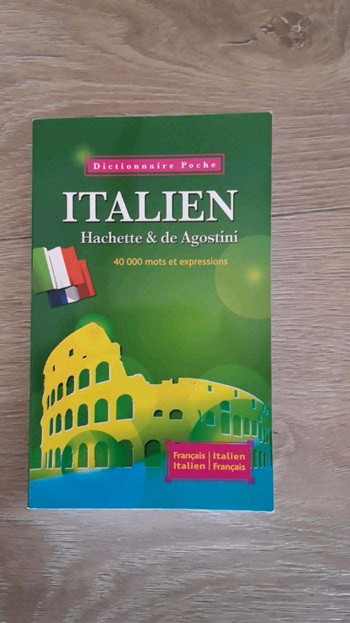 Dictionnaire français italien hachette