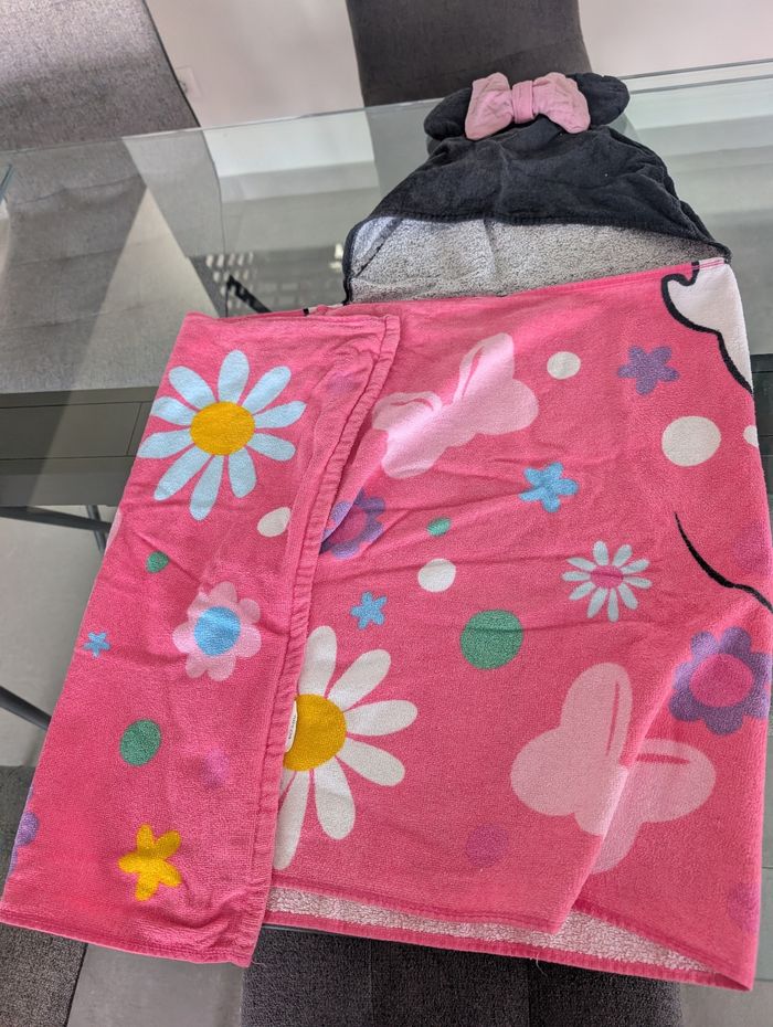 Serviette à capuche Minnie