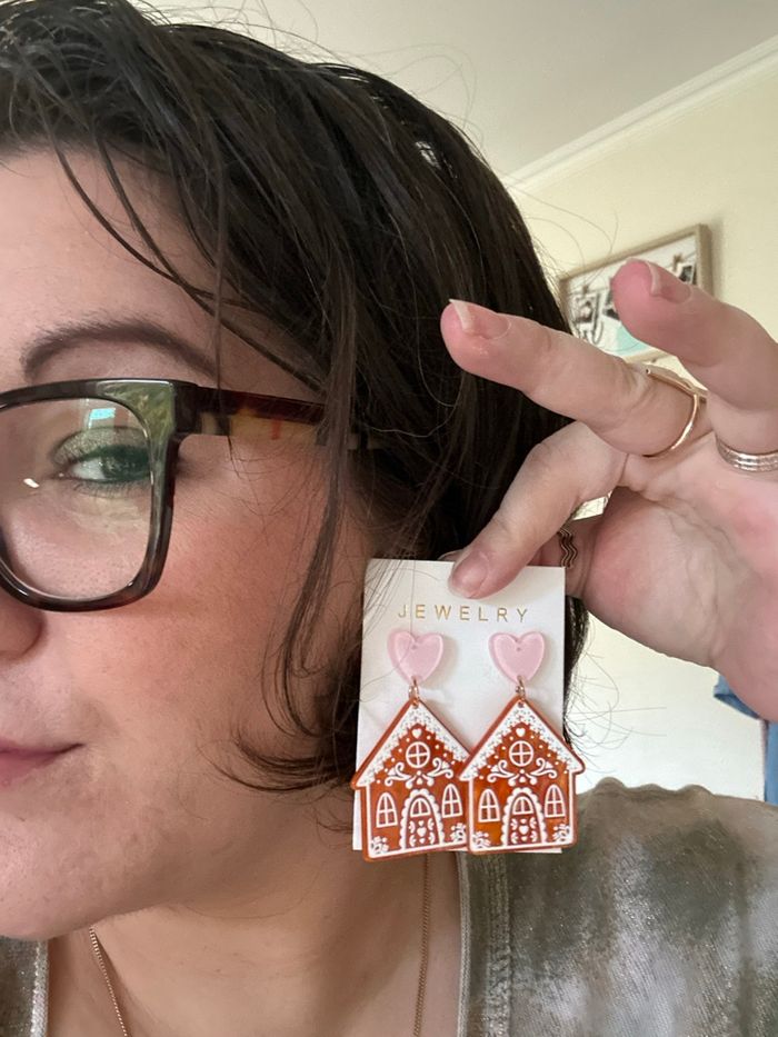 Boucles d’oreilles thème Noël  NEUVES avec étiquette  pour femme maison pain d’épices