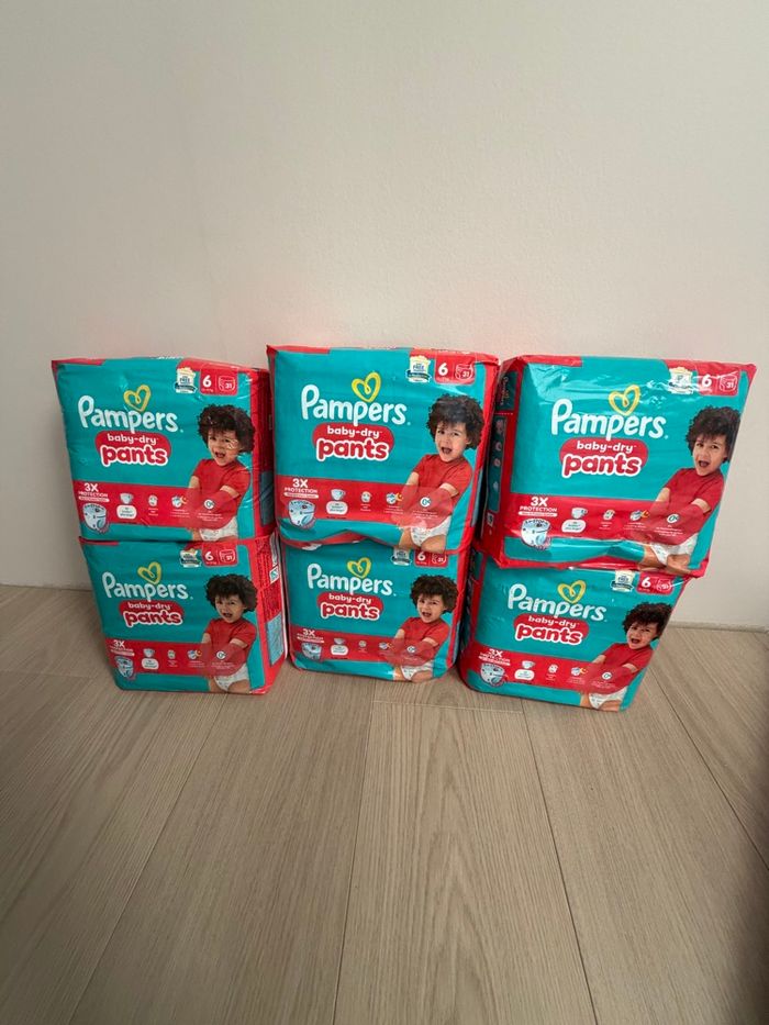 186 couches culottes Pampers pants baby dry taille 6