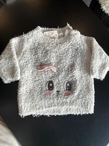 Pull doux blanc gris