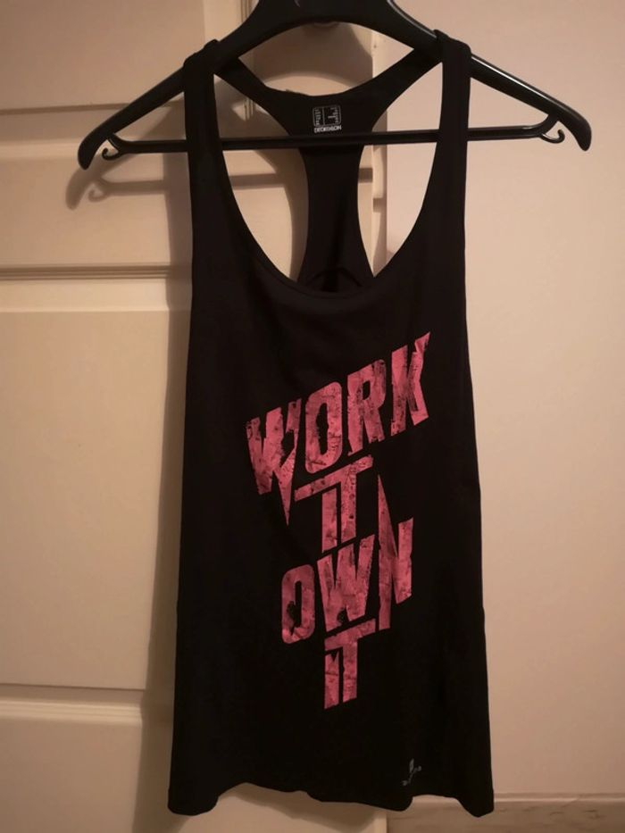 Débardeur de sport noir et rose Decathlon neuf 36 - photo numéro 2